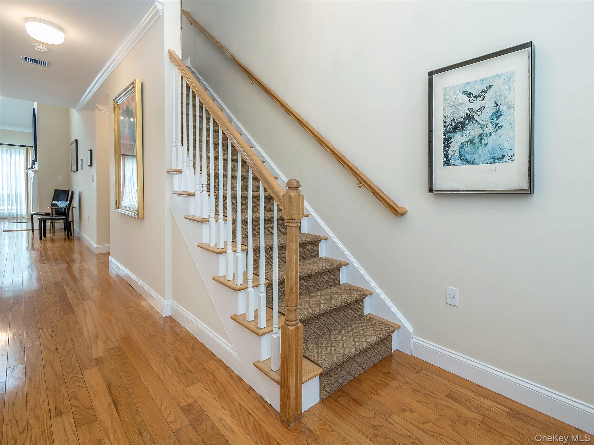 229 Miro Place # 422, Port Washington, NY 11050