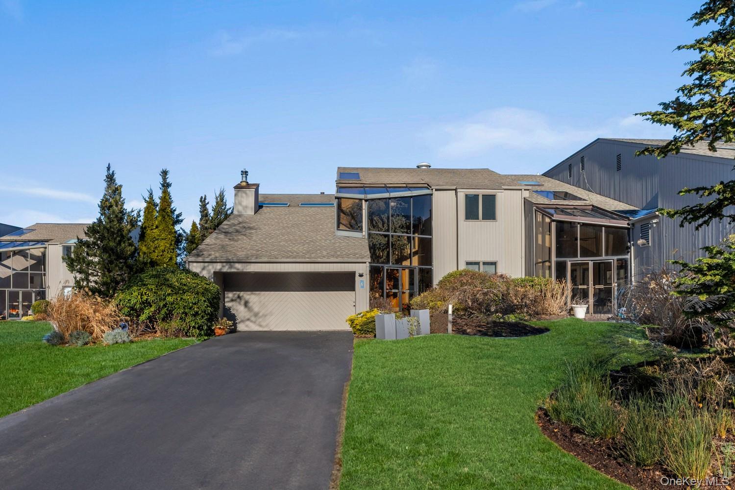 6 Lady Janes Way, Northport, NY 11768