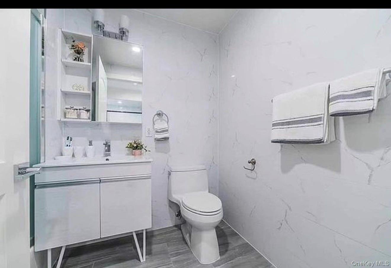 144-25 Sanford Avenue # 4L, Flushing, NY 11355