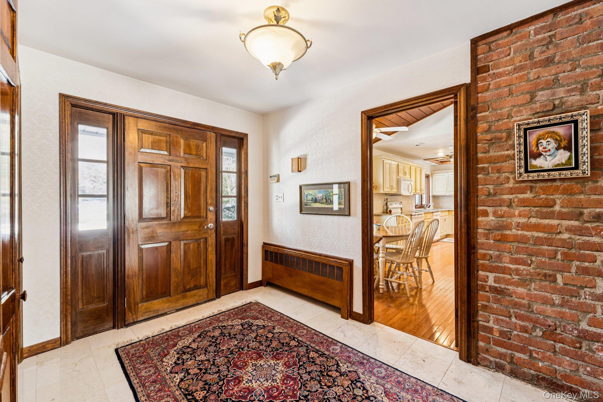 11 Lodge Ln, Belle Terre, NY 11777