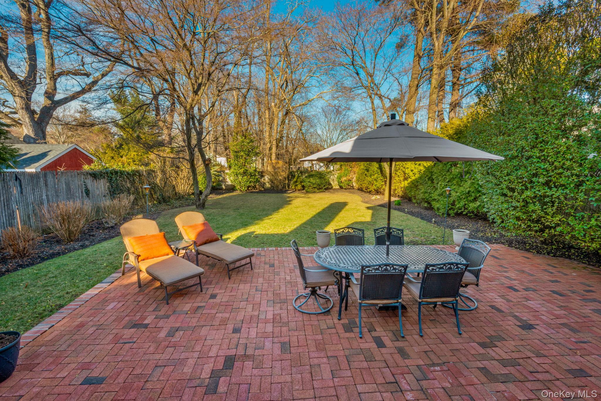 11 Oxford Street, Northport, NY 11768