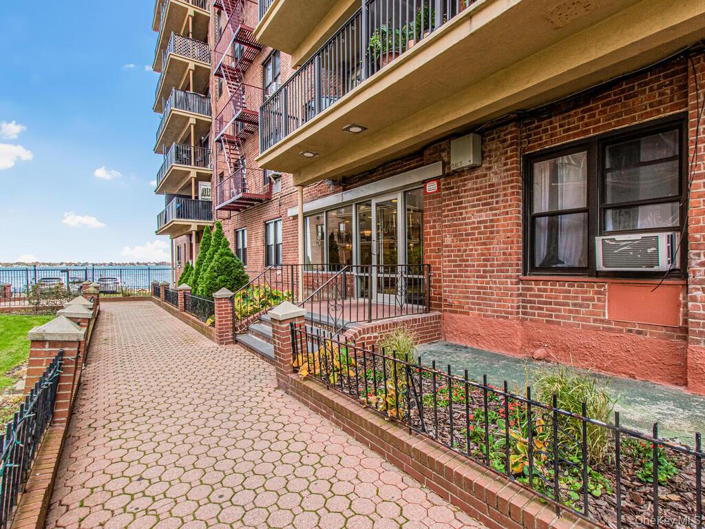 1110 Stadium Avenue # 5F, Bronx, NY 10465