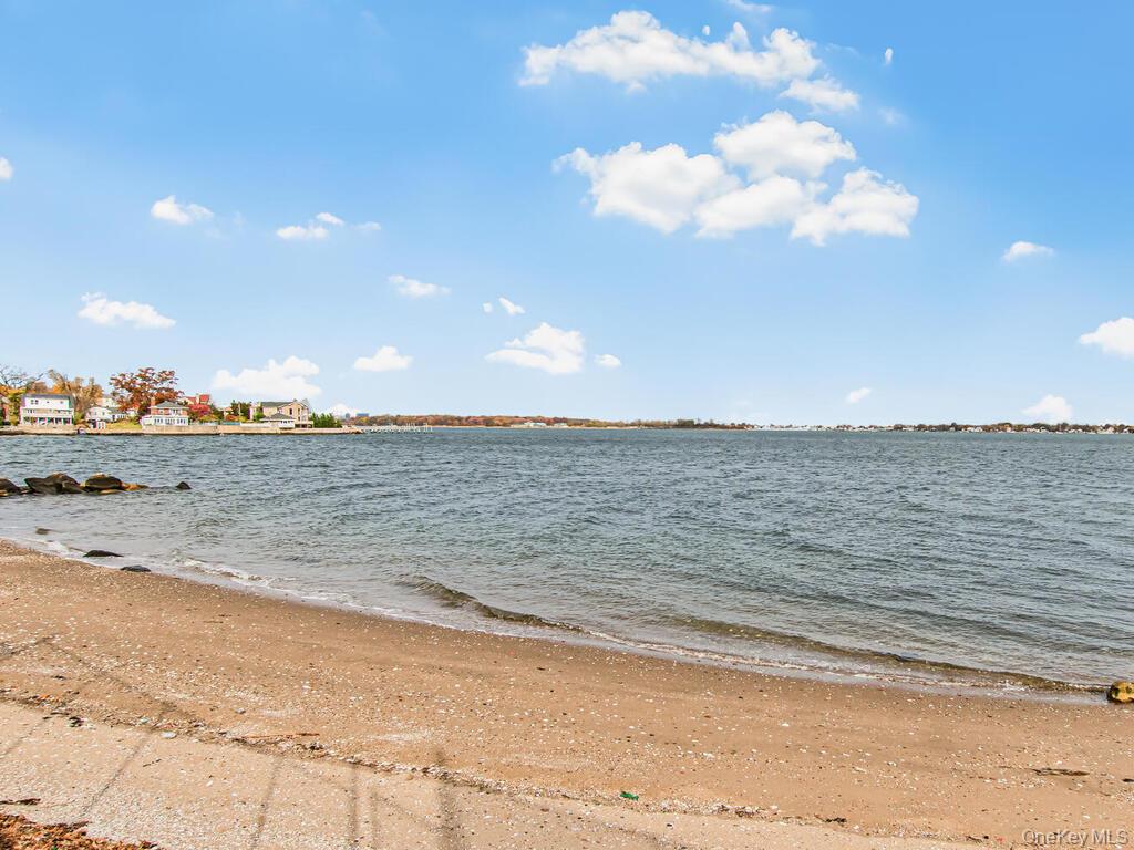 1110 Stadium Avenue # 5F, Bronx, NY 10465