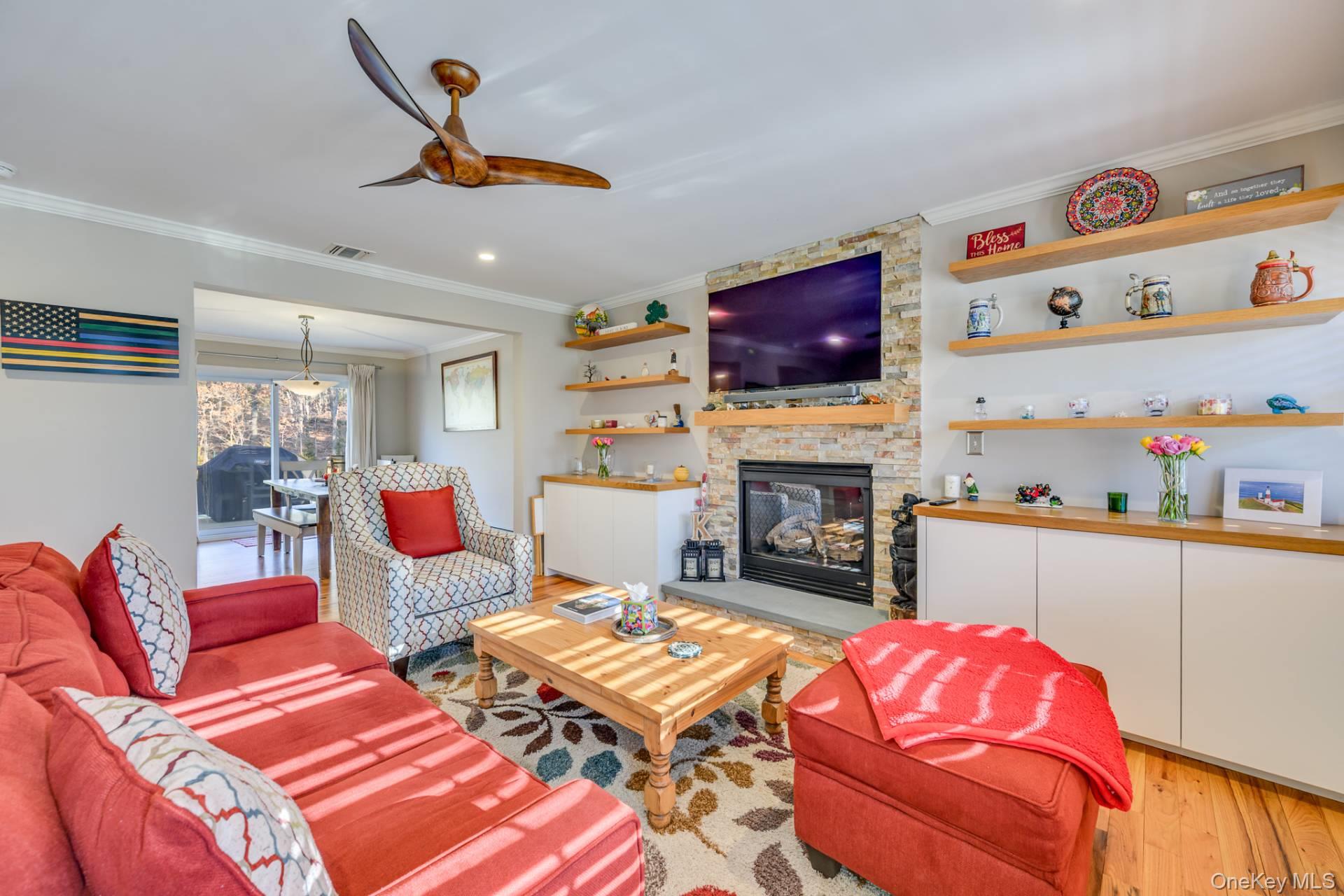 5 Ardmore Court, Hampton Bays, NY 11946