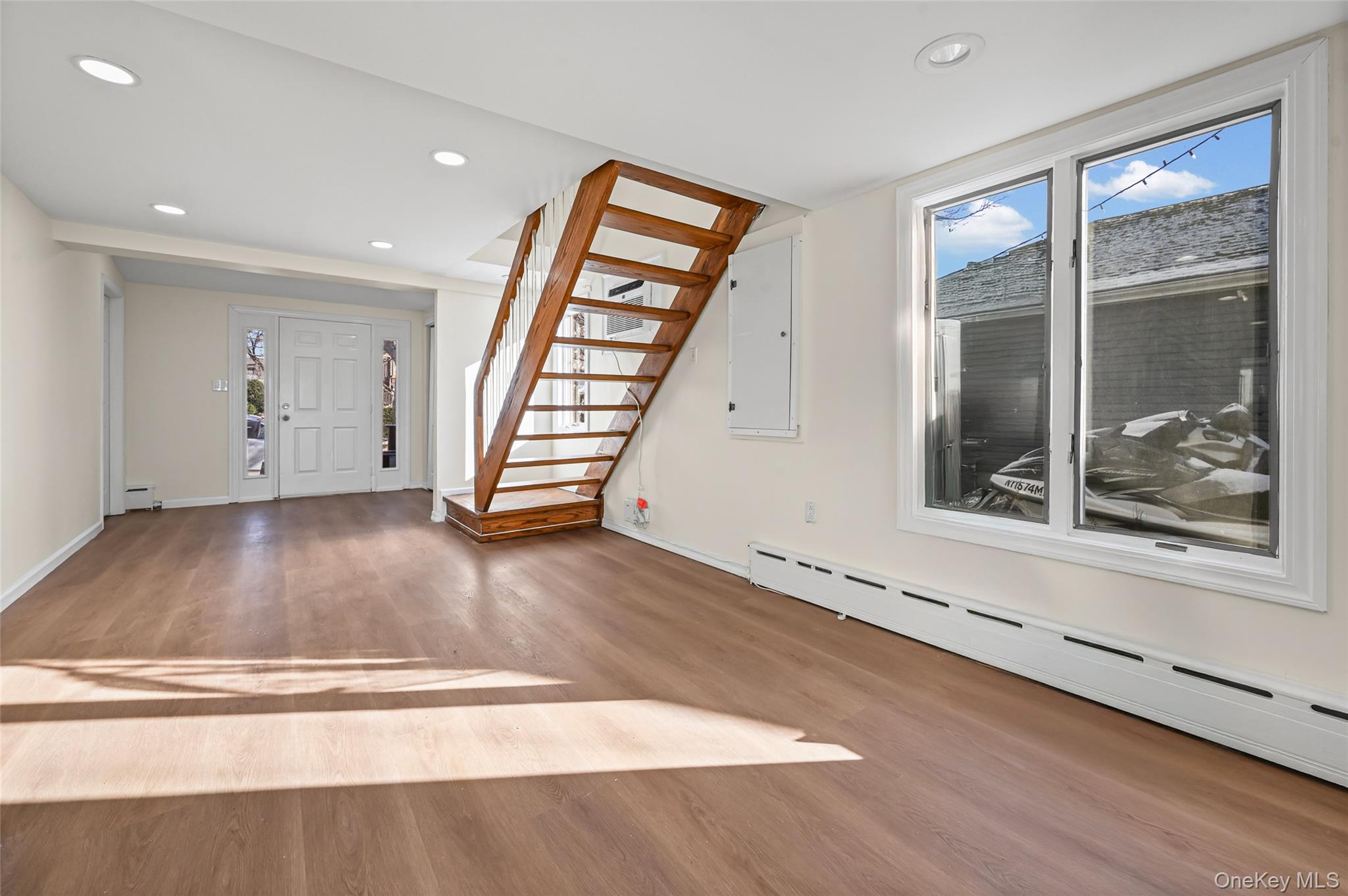 130 Gordon Place, Freeport, NY 11520