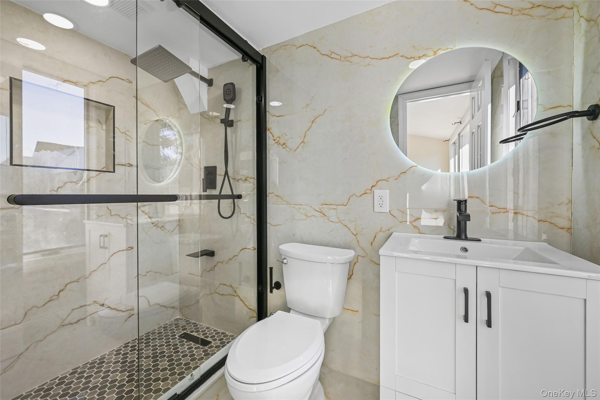 130 Gordon Place, Freeport, NY 11520