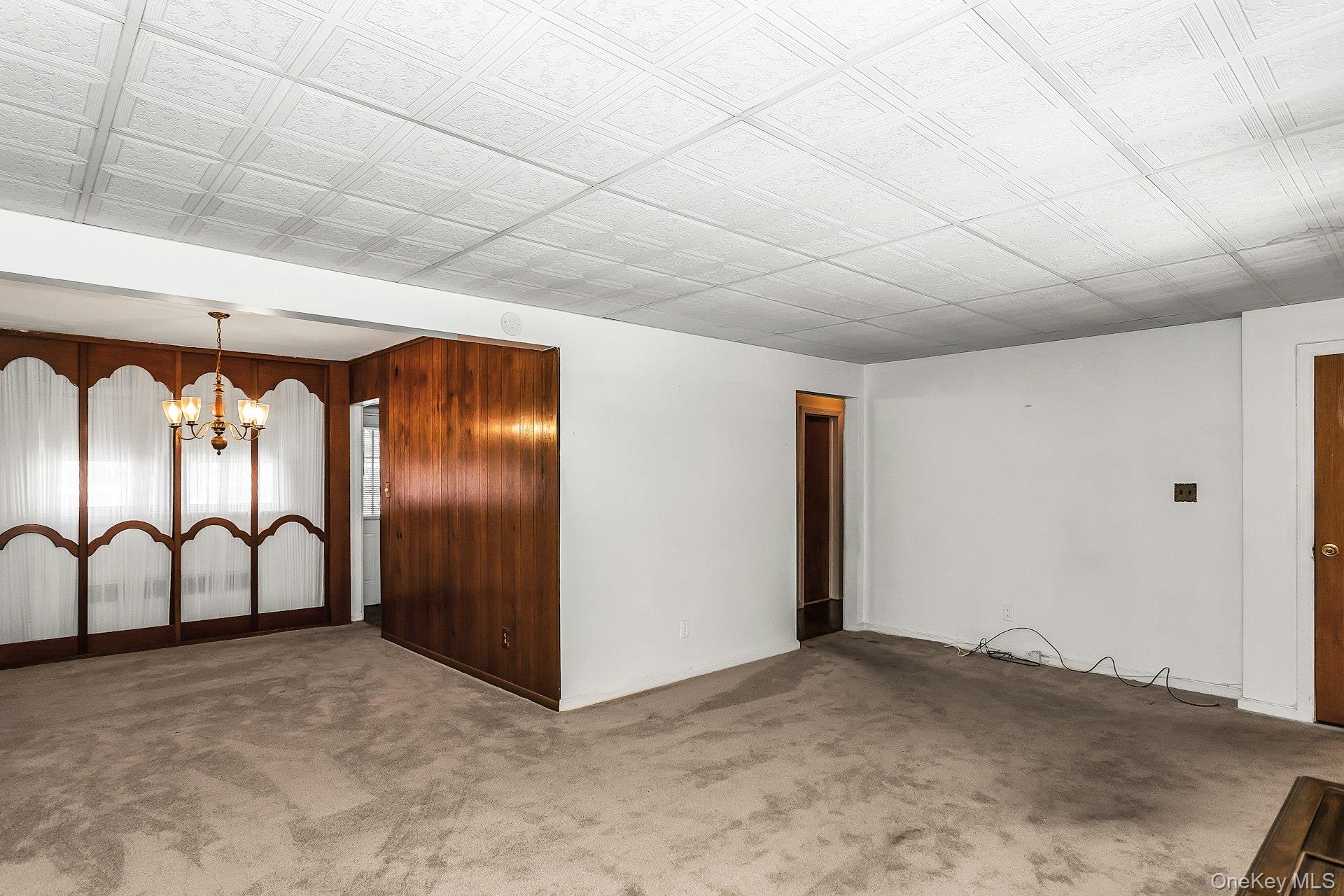 562 Arcadian Avenue, Valley Stream, NY 11580