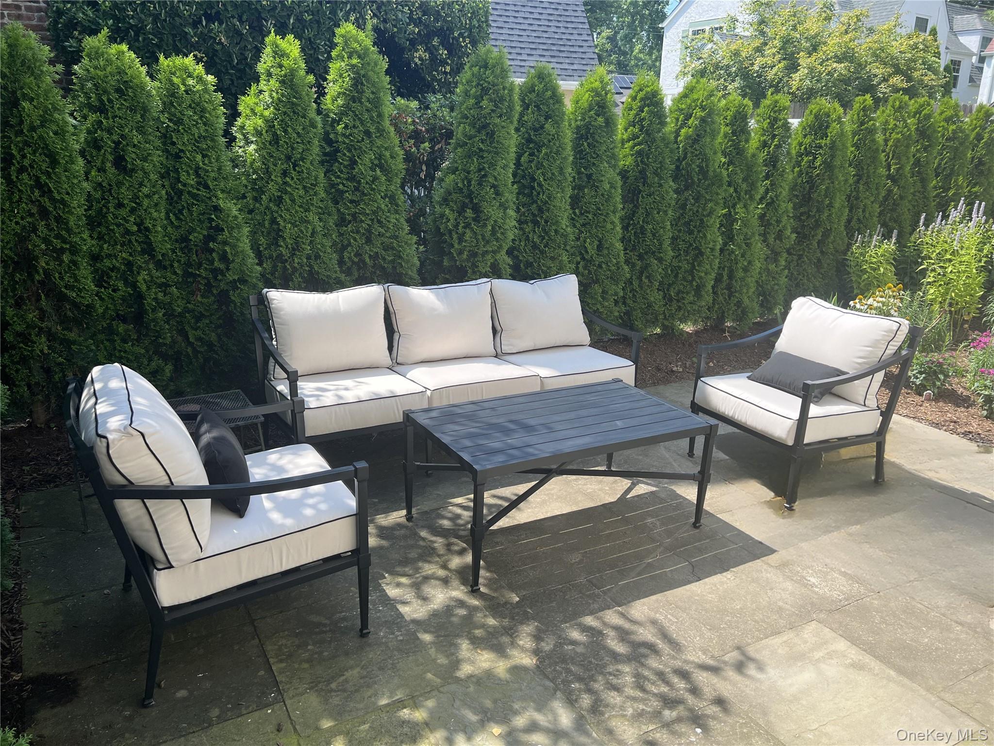 1114 Washington Avenue, Pelham, NY 10803