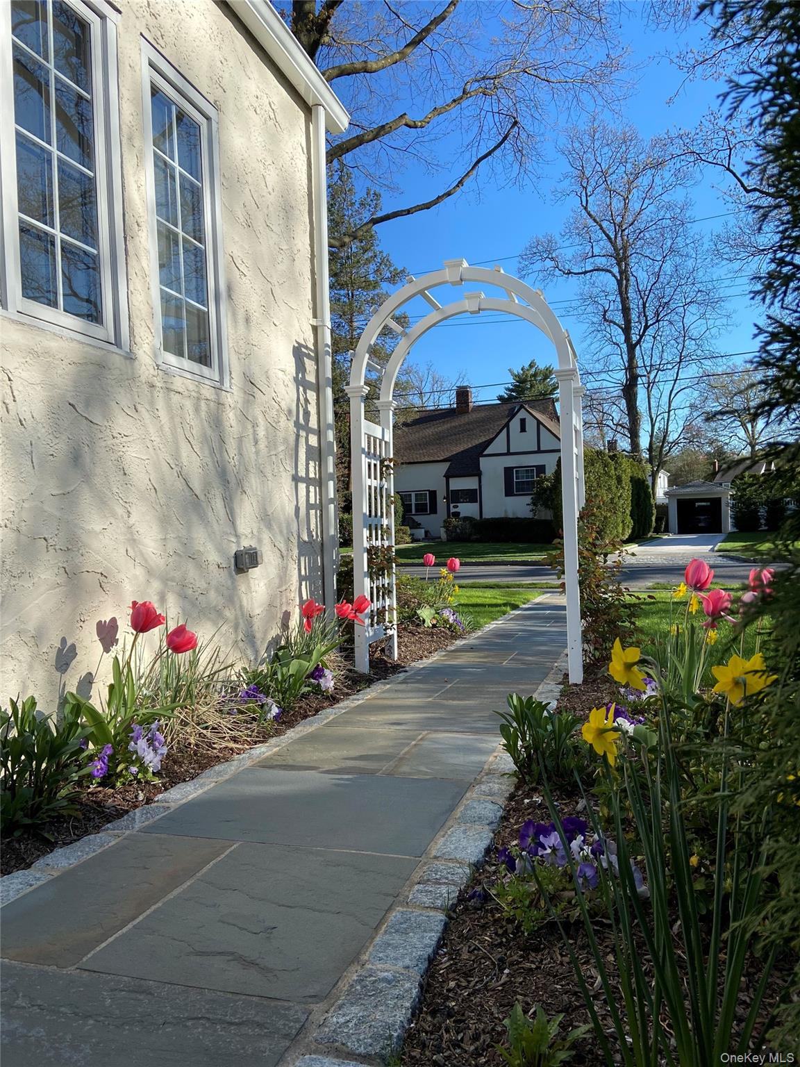 1114 Washington Avenue, Pelham, NY 10803