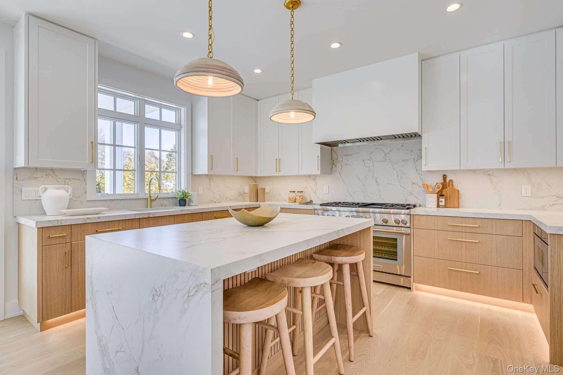 109 David Whites Lane, Southampton, NY 11968