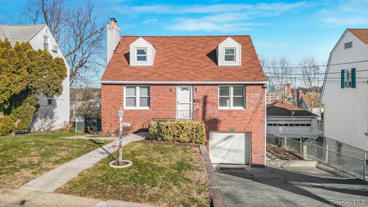 54 Staunton Street, Yonkers, NY 10704