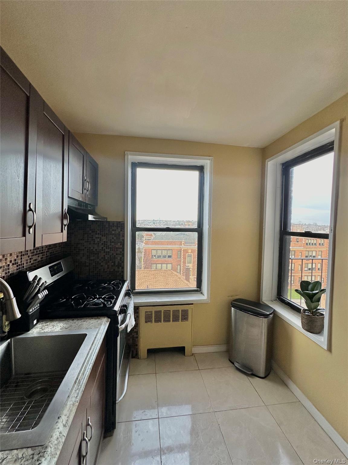 2 Windsor Terrace # 4C, White Plains, NY 10601