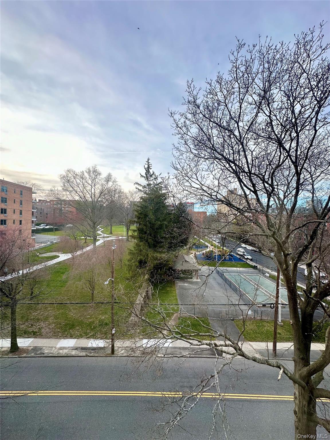 2 Windsor Terrace # 4C, White Plains, NY 10601