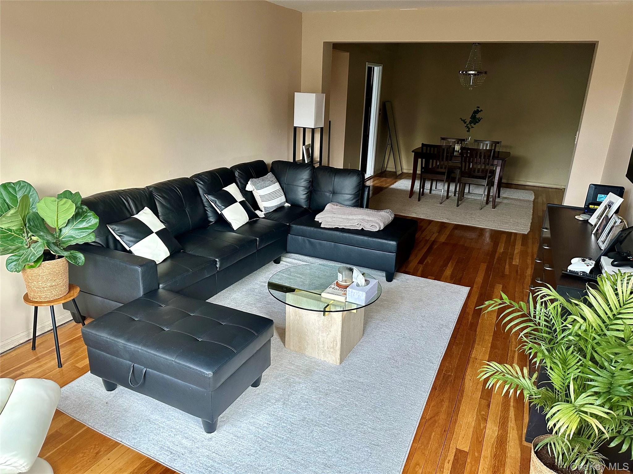 2 Windsor Terrace # 4C, White Plains, NY 10601