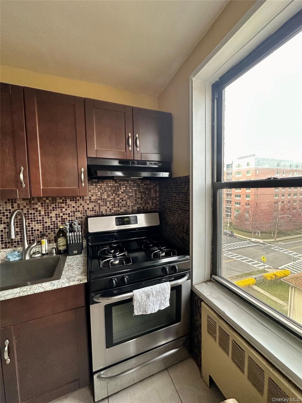 2 Windsor Terrace # 4C, White Plains, NY 10601