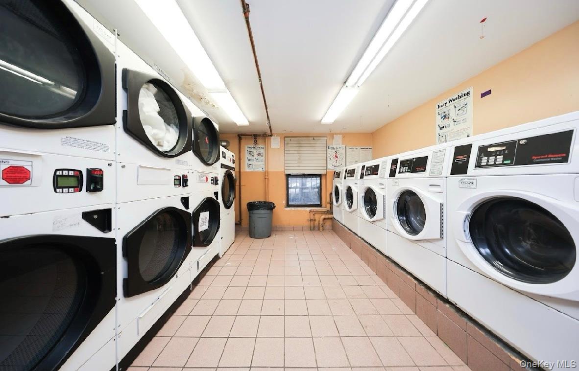 21-77 33rd Street # 2A, Astoria, NY 11105