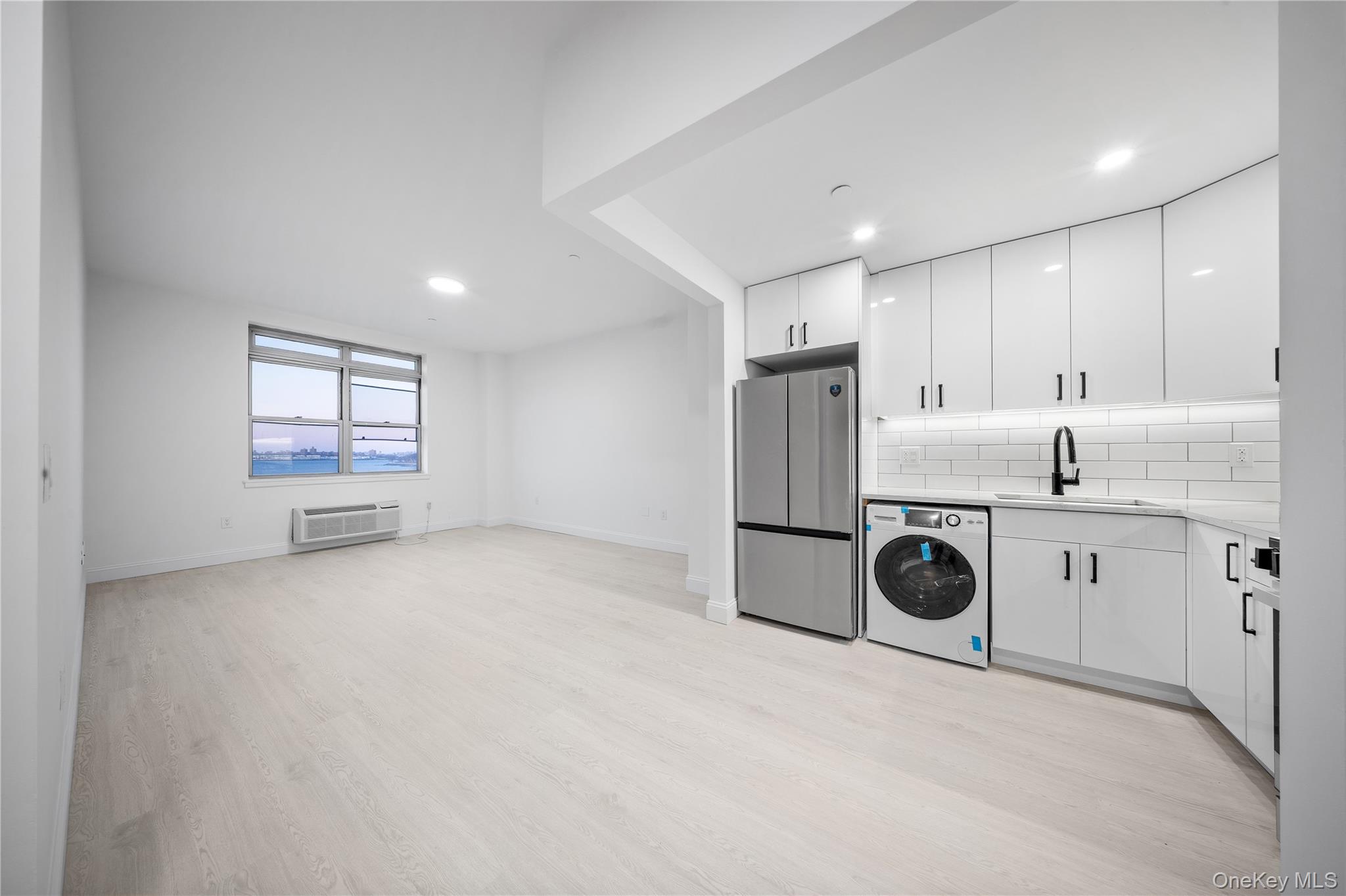 14-34 110th St # 5I, College Point, NY 11356