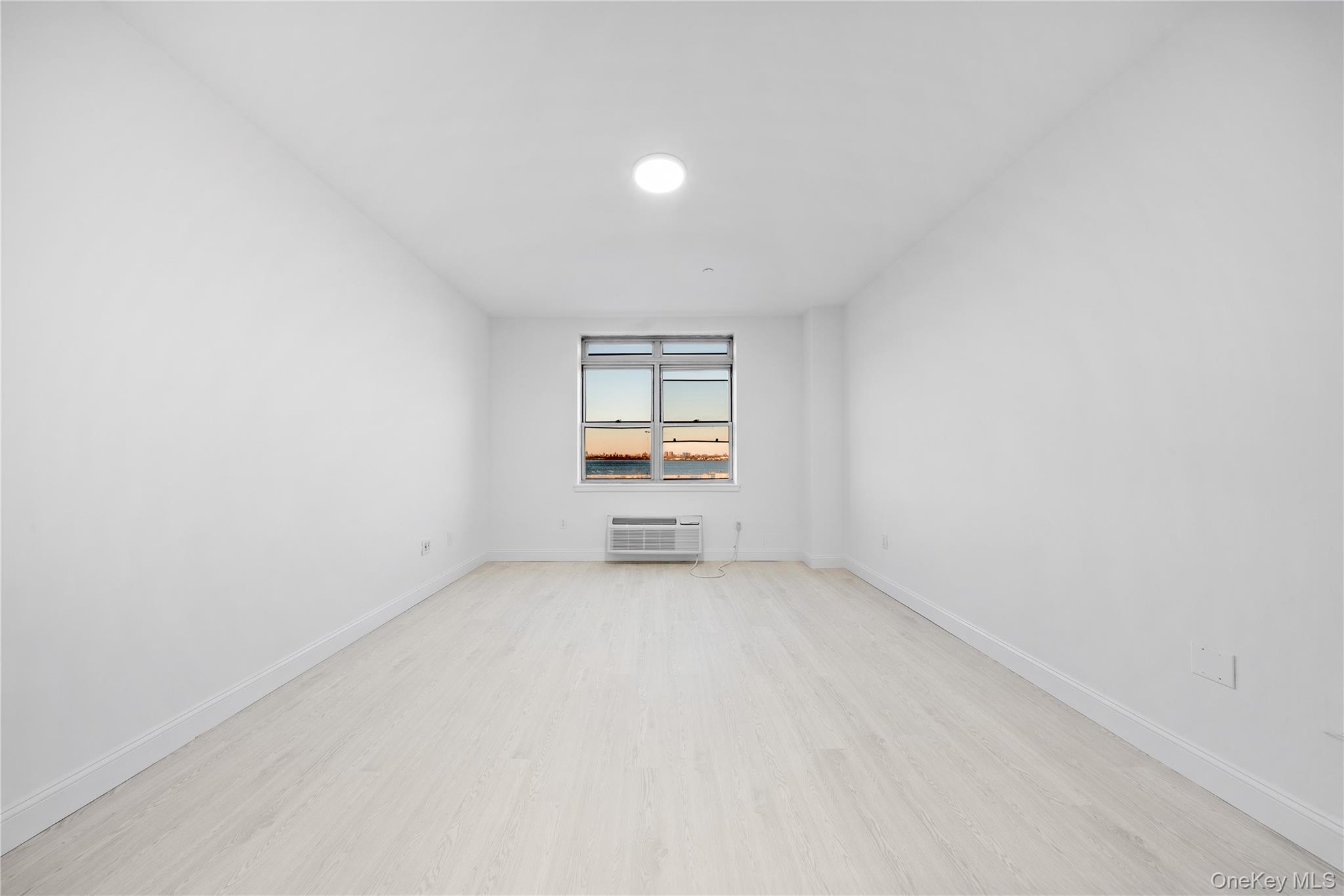 14-34 110th St # 5I, College Point, NY 11356