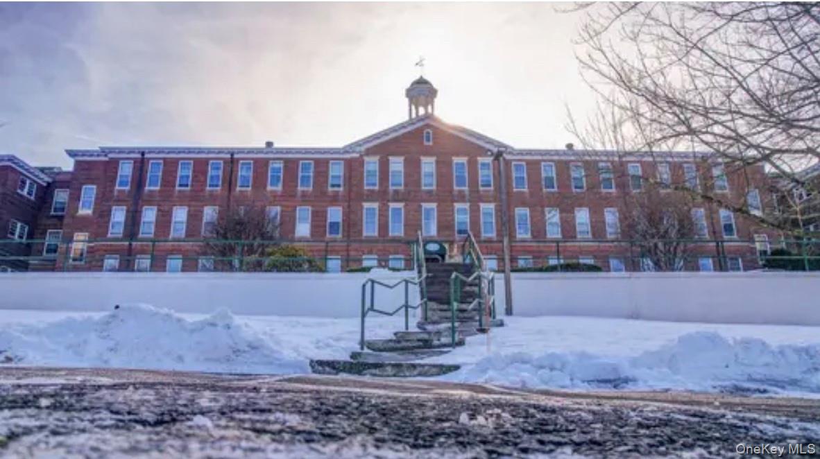 2409 Villa At The Woods, Peekskill, NY 10566