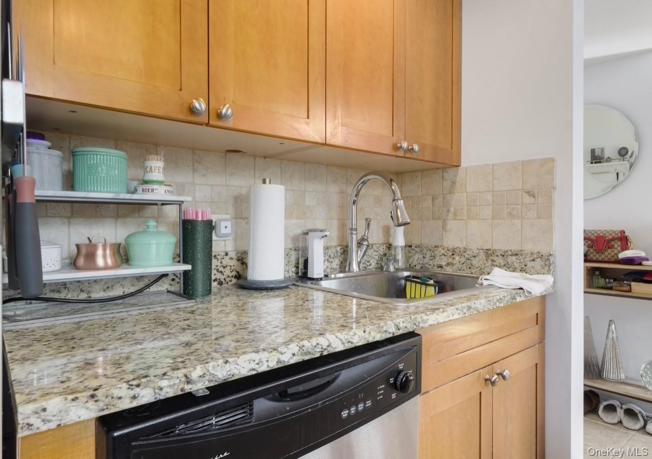 2409 Villa At The Woods, Peekskill, NY 10566