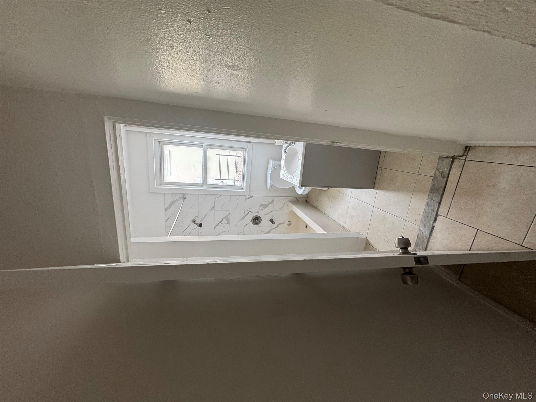 238 S 3rd Avenue, Mount Vernon, NY 10550