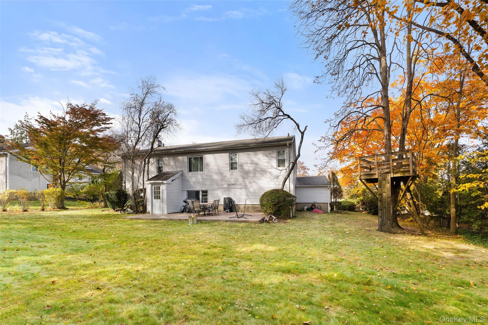 14 Baylor Circle, White Plains, NY 10605