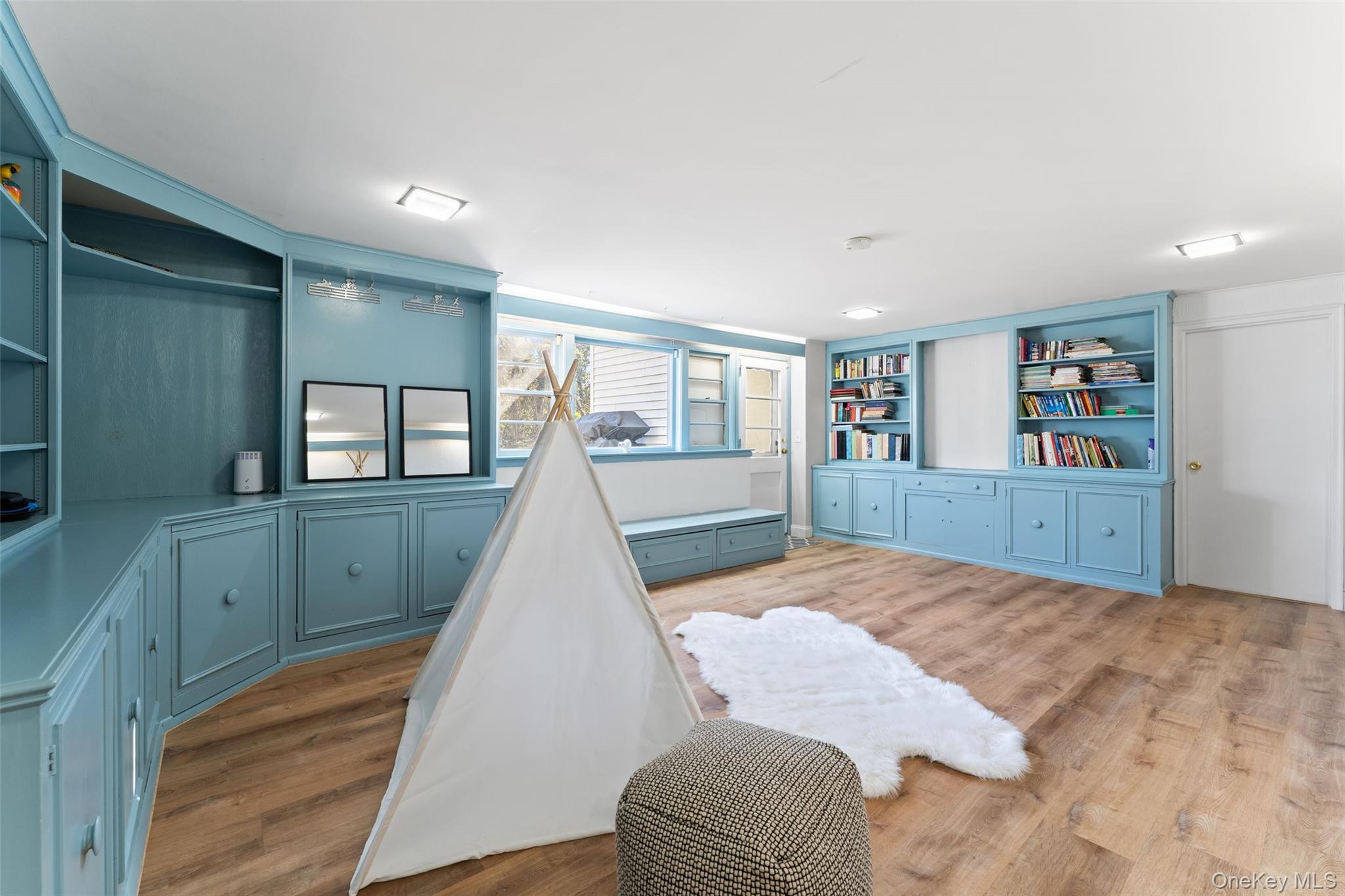 14 Baylor Circle, White Plains, NY 10605