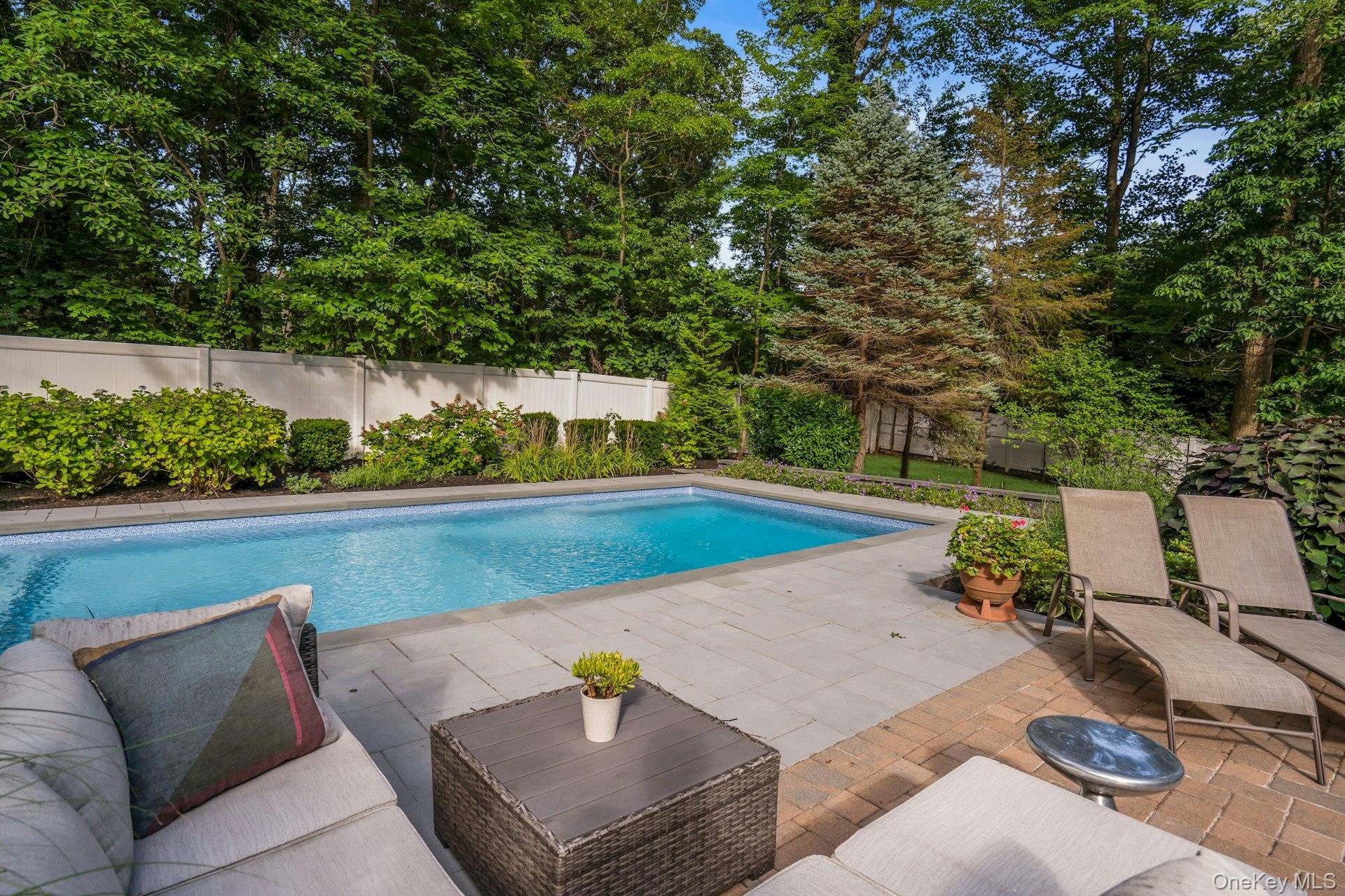 48 Randolph Drive, Dix Hills, NY 11746