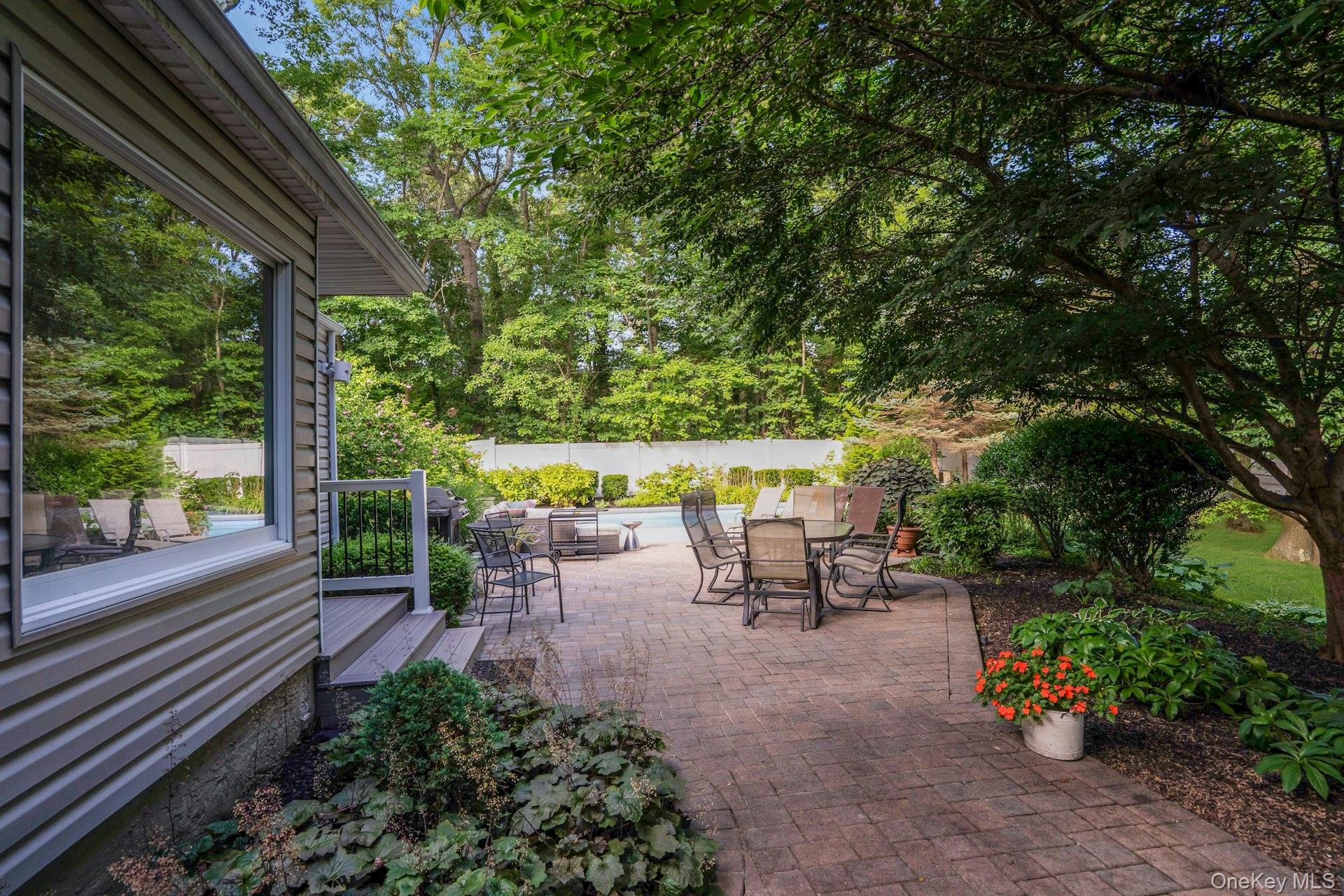 48 Randolph Drive, Dix Hills, NY 11746