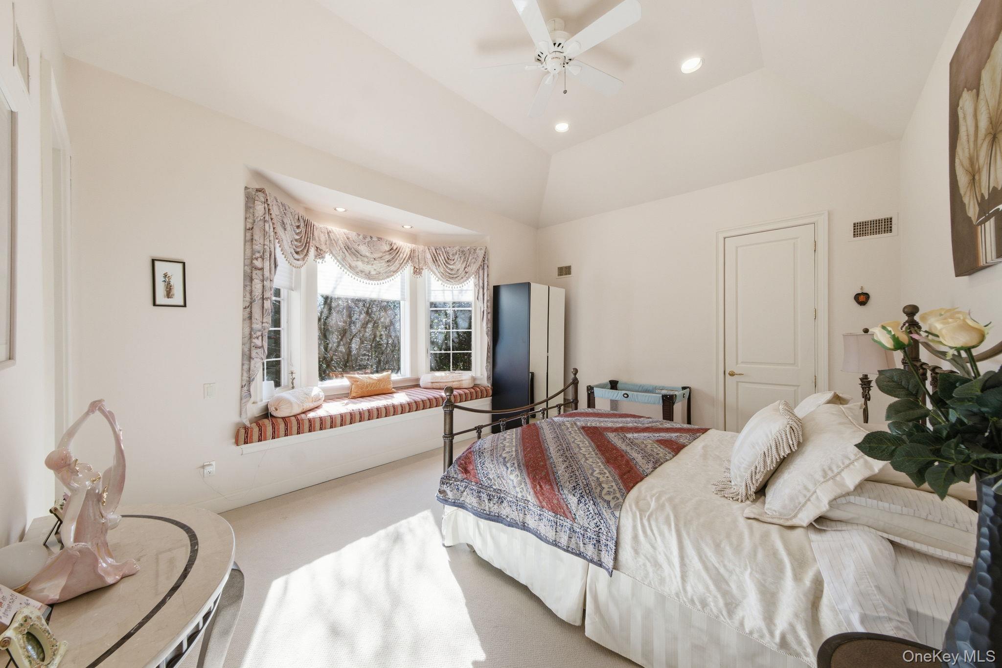 19 Cobblestone Court, Centerport, NY 11721