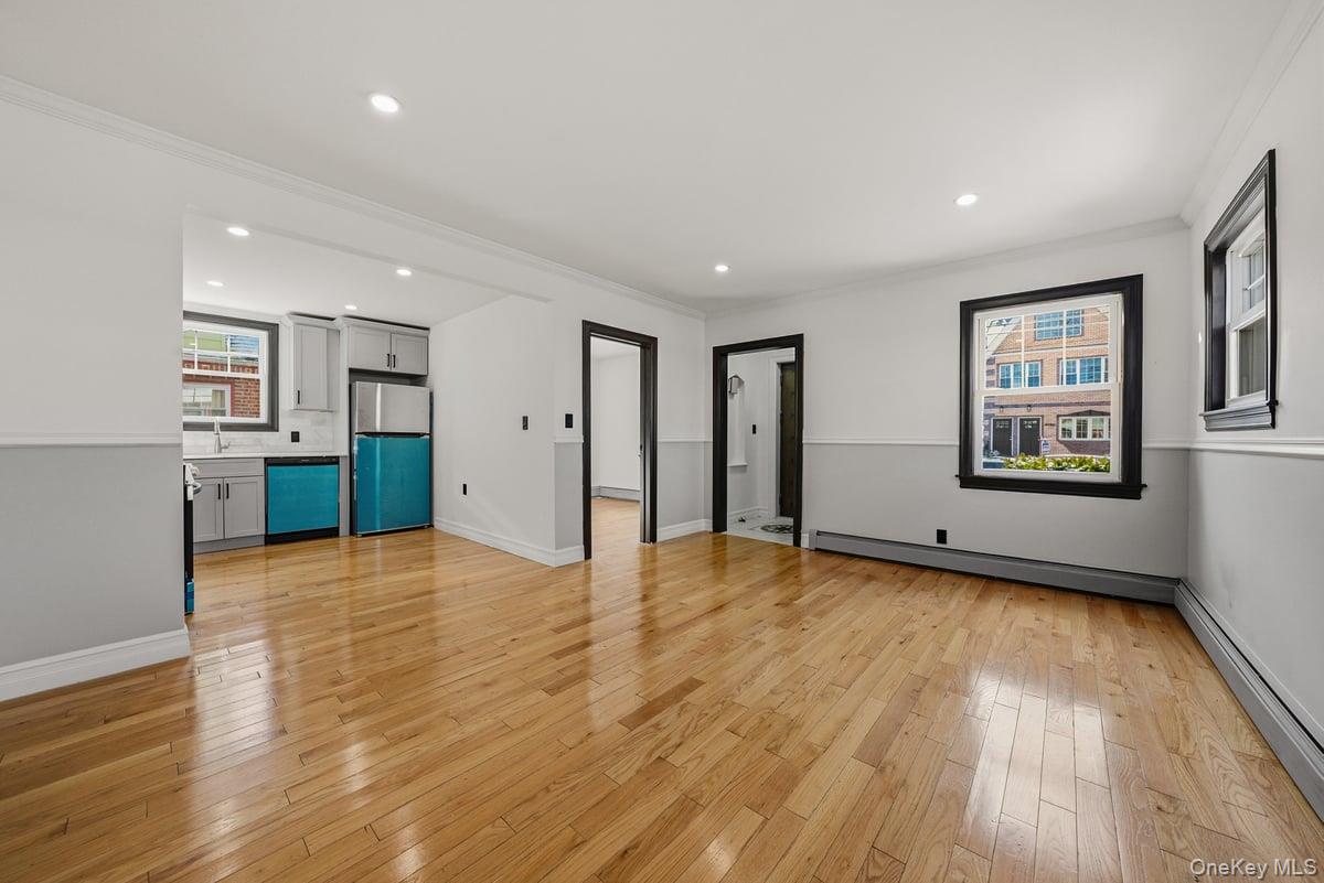 118-27 201st Street, Saint Albans, NY 11412