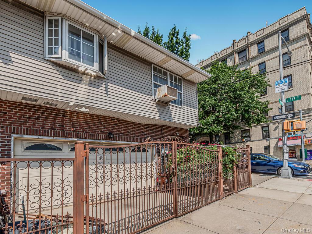 1567 Longfellow Avenue, Bronx, NY 10460