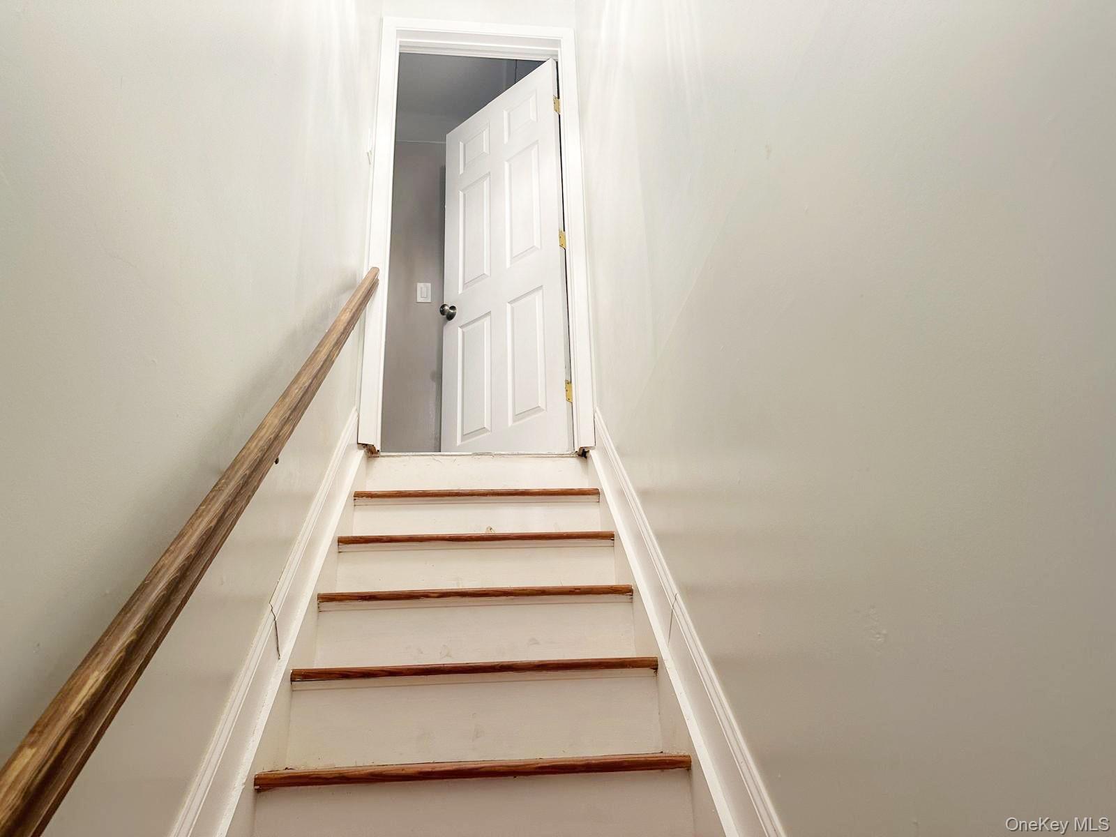 15 Mida Court # 2A, West Babylon, NY 11704