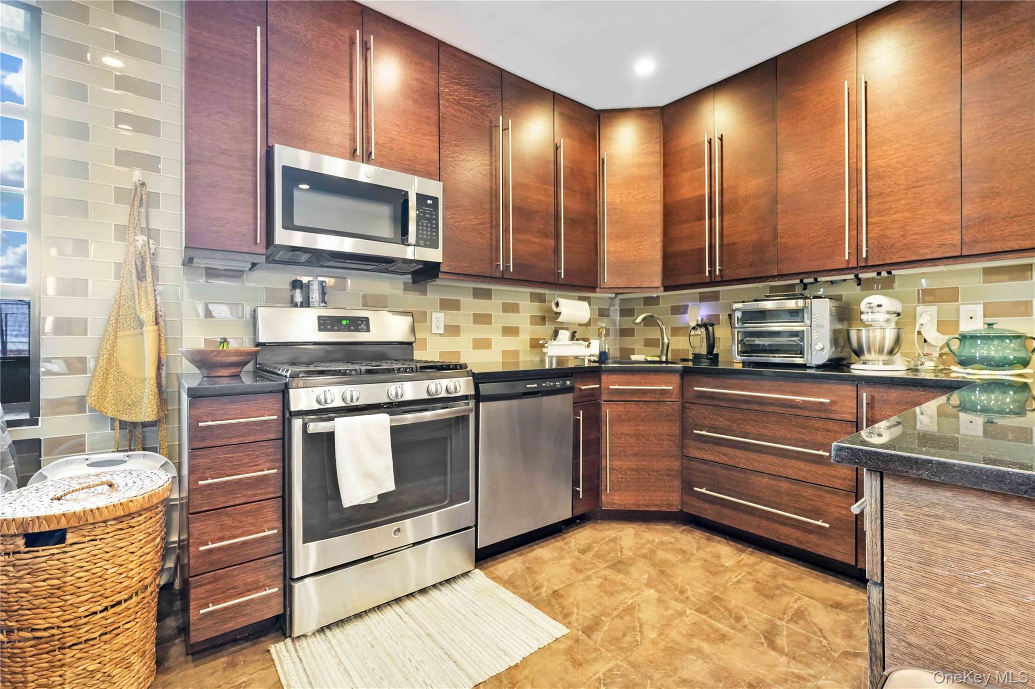 2235 75th Street # C3, East Elmhurst, NY 11370