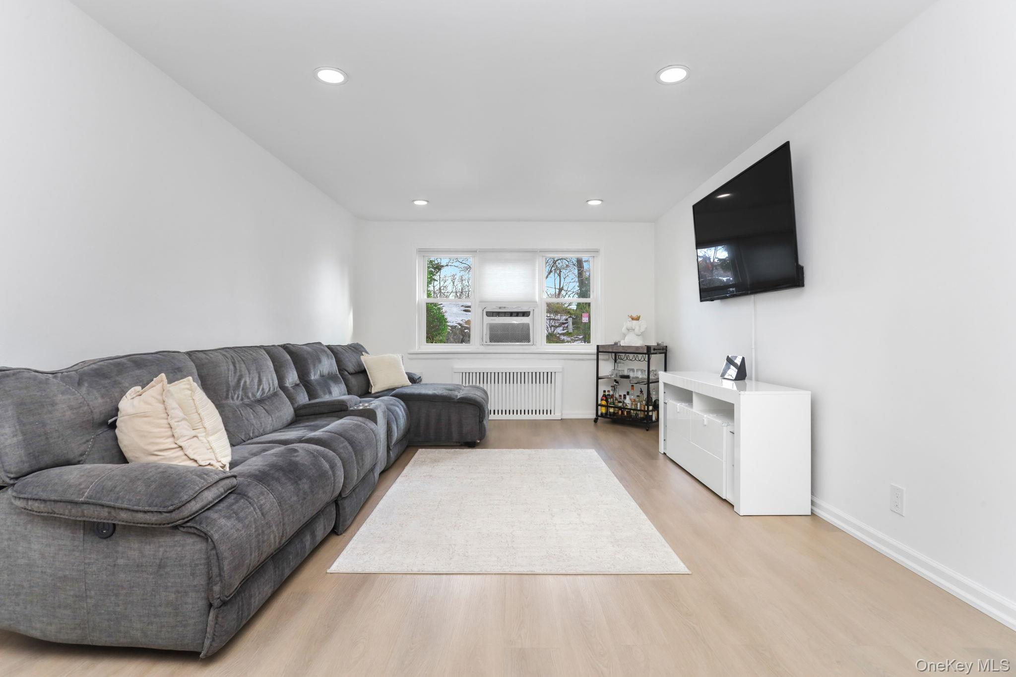 450 Pelham Road # 1C, New Rochelle, NY 10805