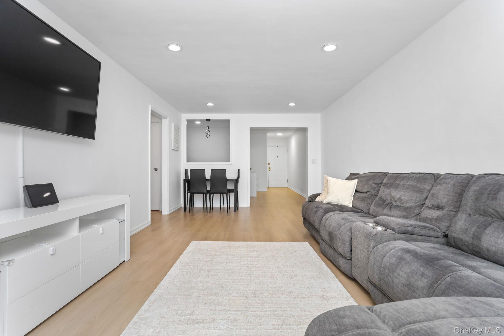 450 Pelham Road # 1C, New Rochelle, NY 10805