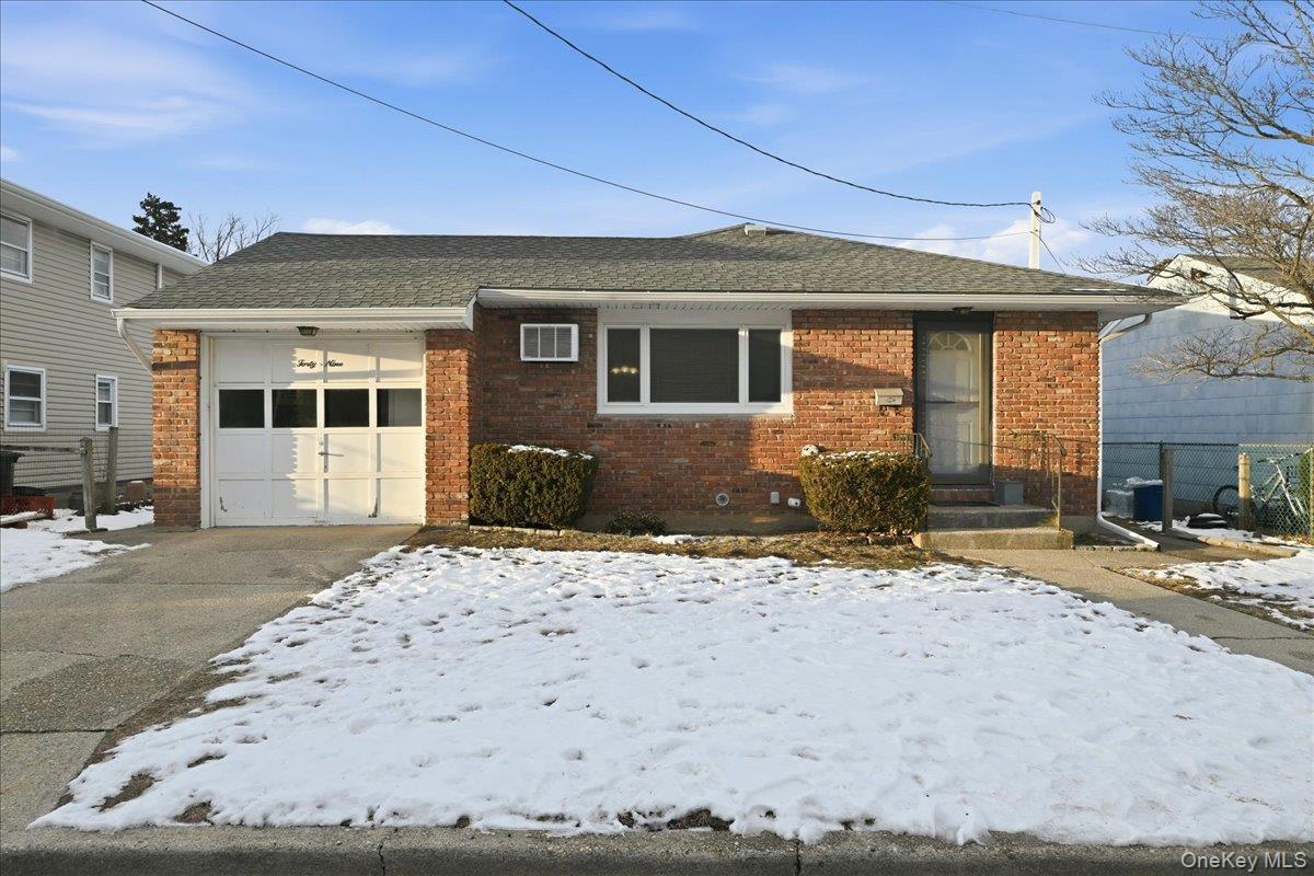 49 Atlantic Avenue, Carle Place, NY 11514