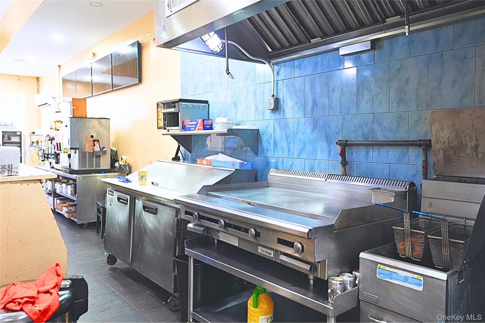 1563 B Fulton Street, Brooklyn, NY 11216