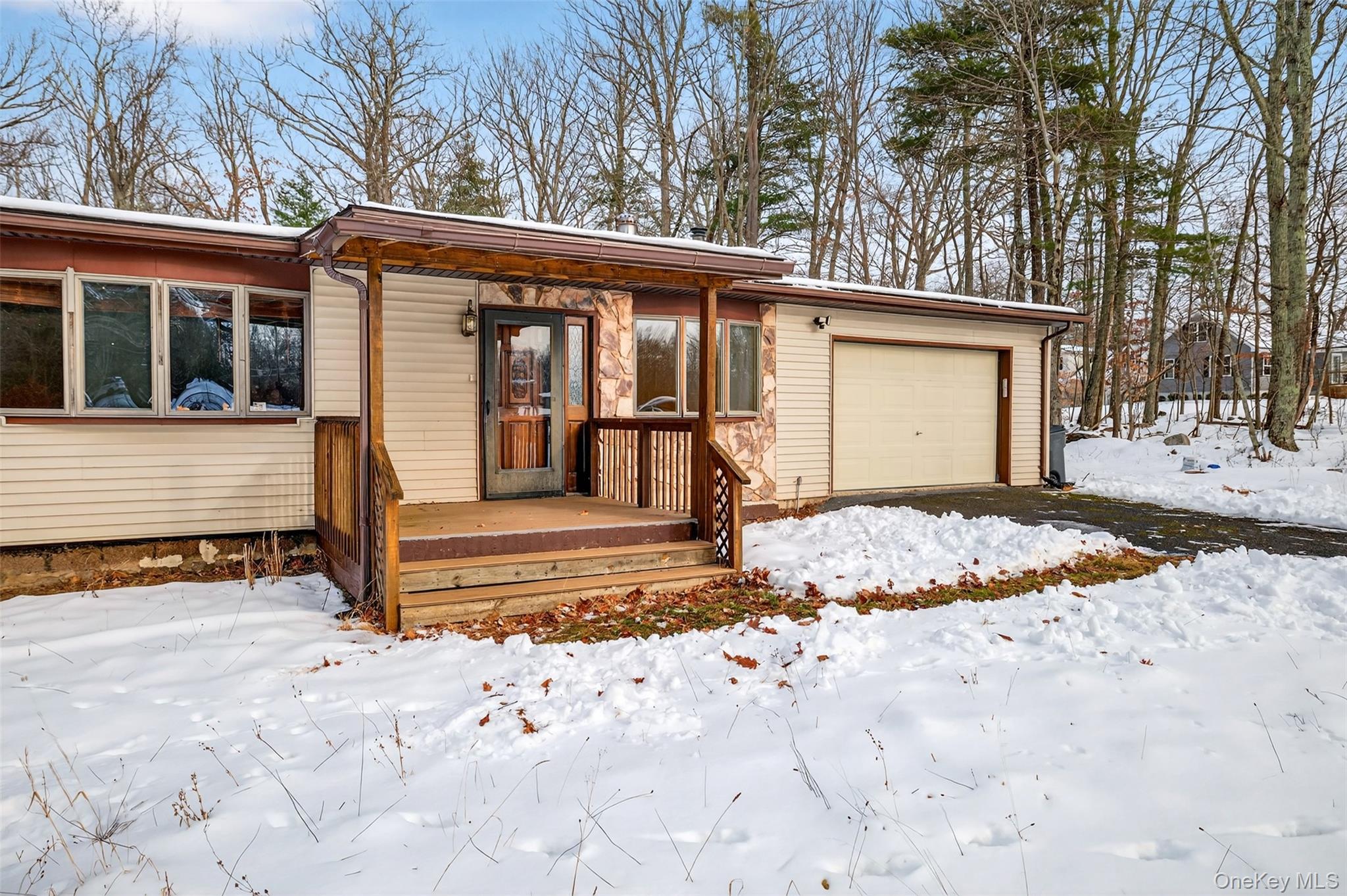 1073 Indian Springs Road, Pine Bush, NY 12566