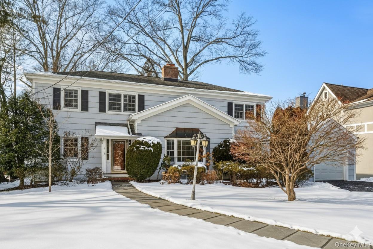 14 Wakefield Road, Scarsdale, NY 10583