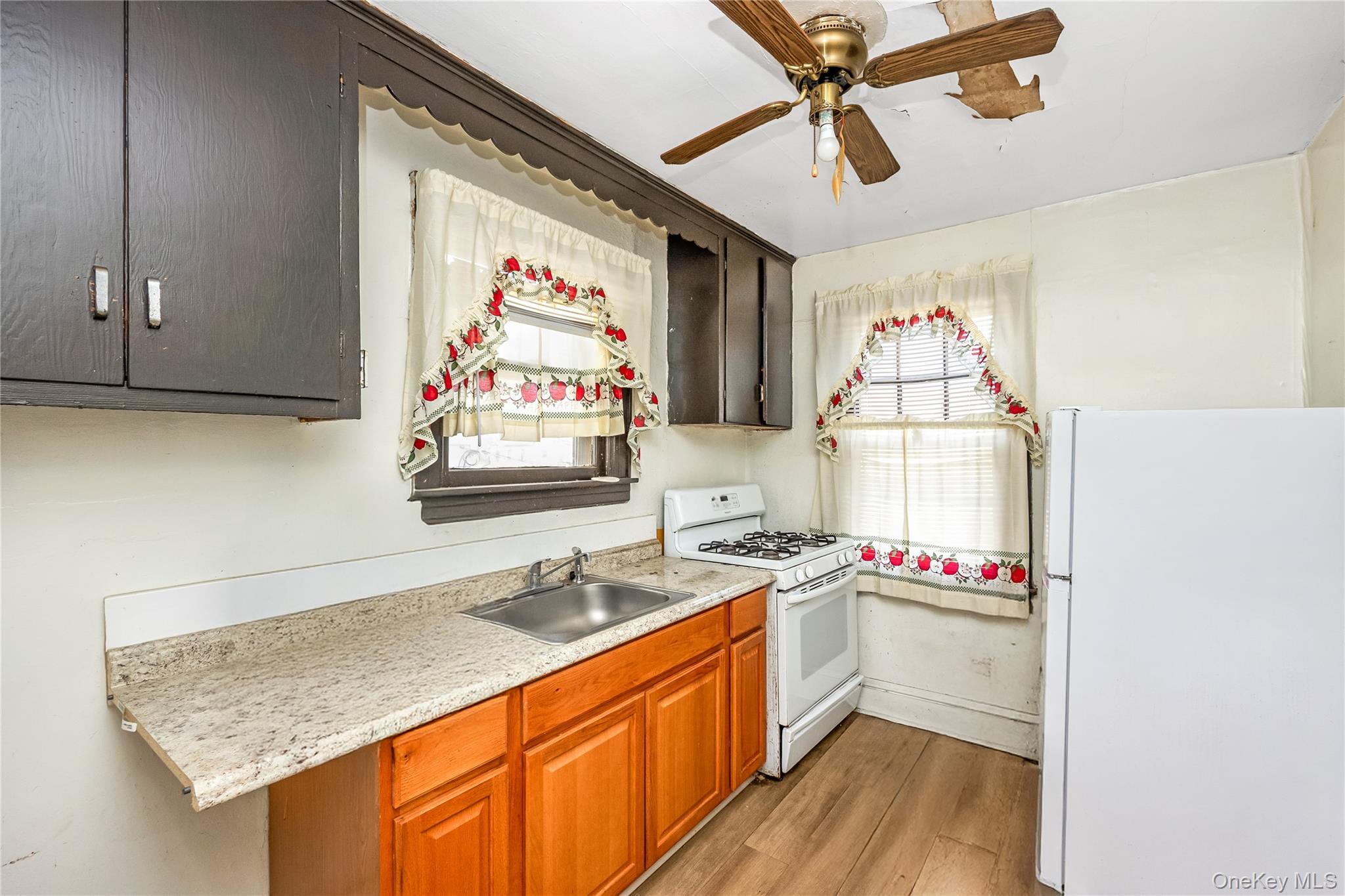 24018 144th Avenue, Rosedale, NY 11422