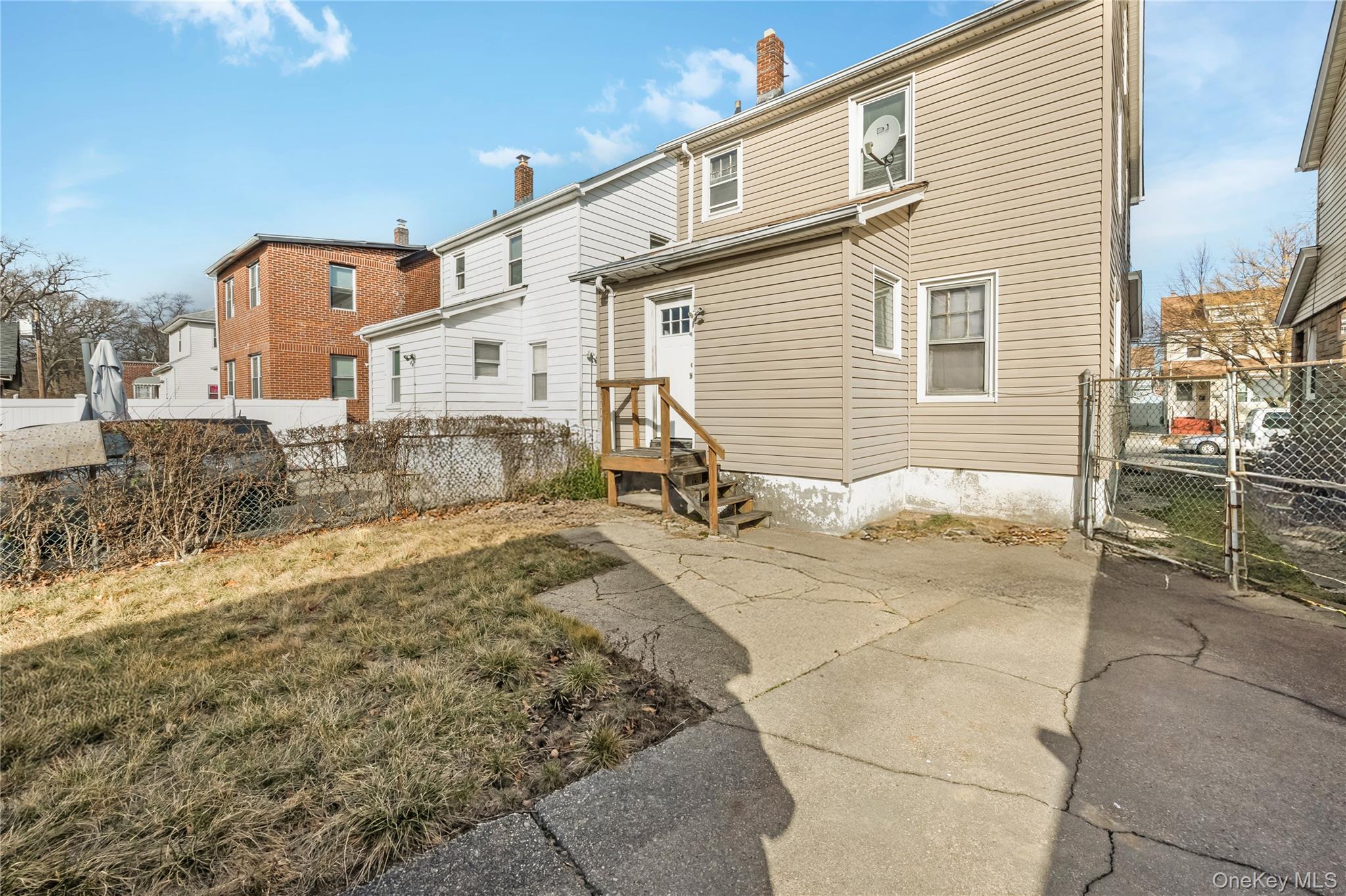 24018 144th Avenue, Rosedale, NY 11422