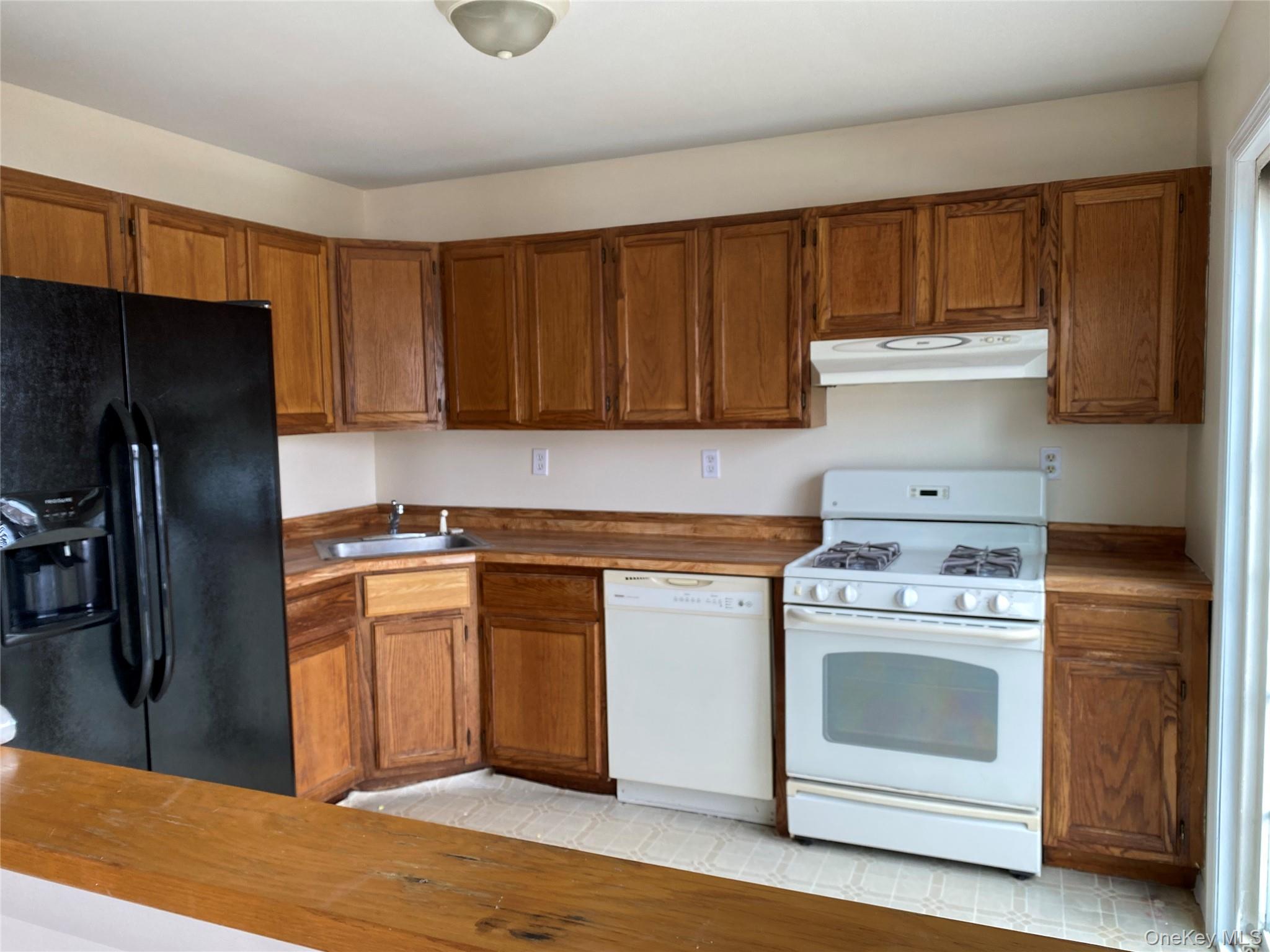 2203 Whispering Hills, Chester, NY 10918