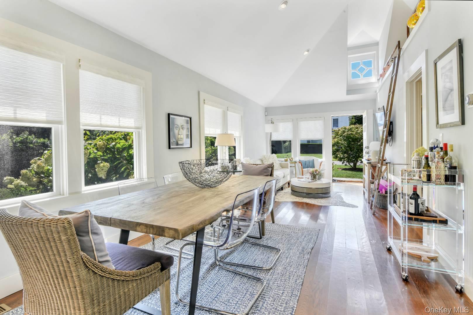 10 Henry Street, Southampton, NY 11968