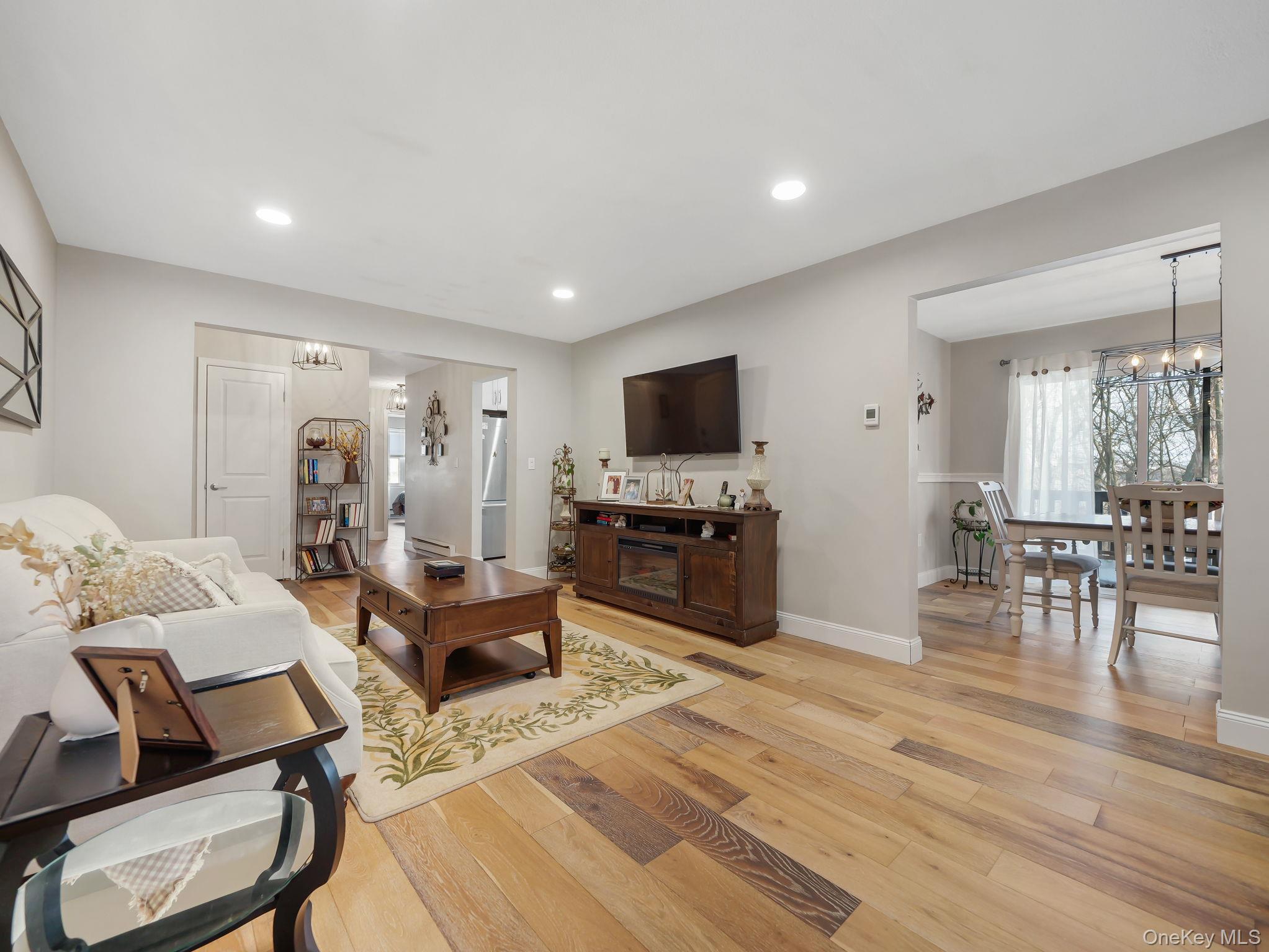 552 Sierra Vista Lane, Valley Cottage, NY 10989