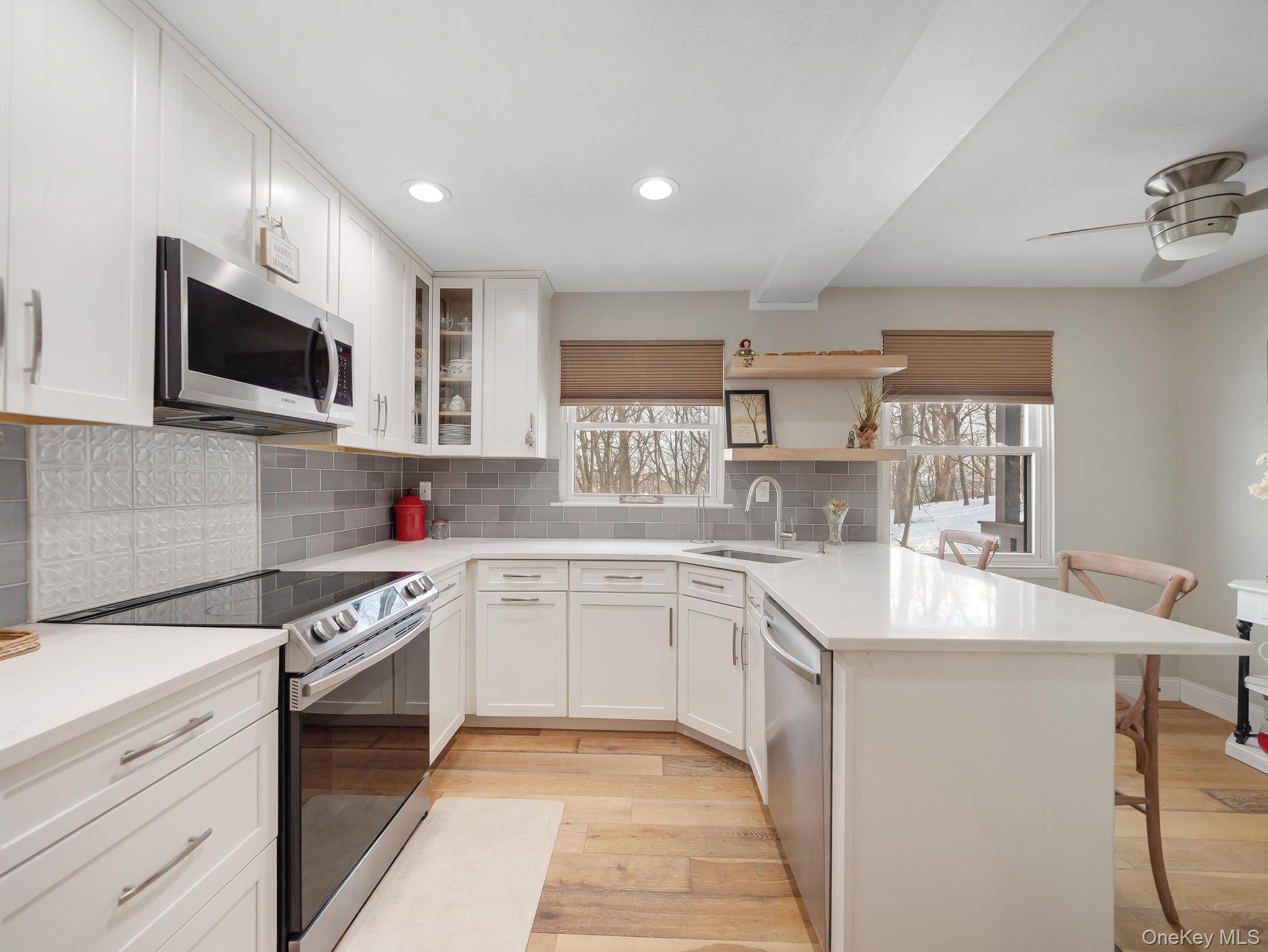 552 Sierra Vista Lane, Valley Cottage, NY 10989