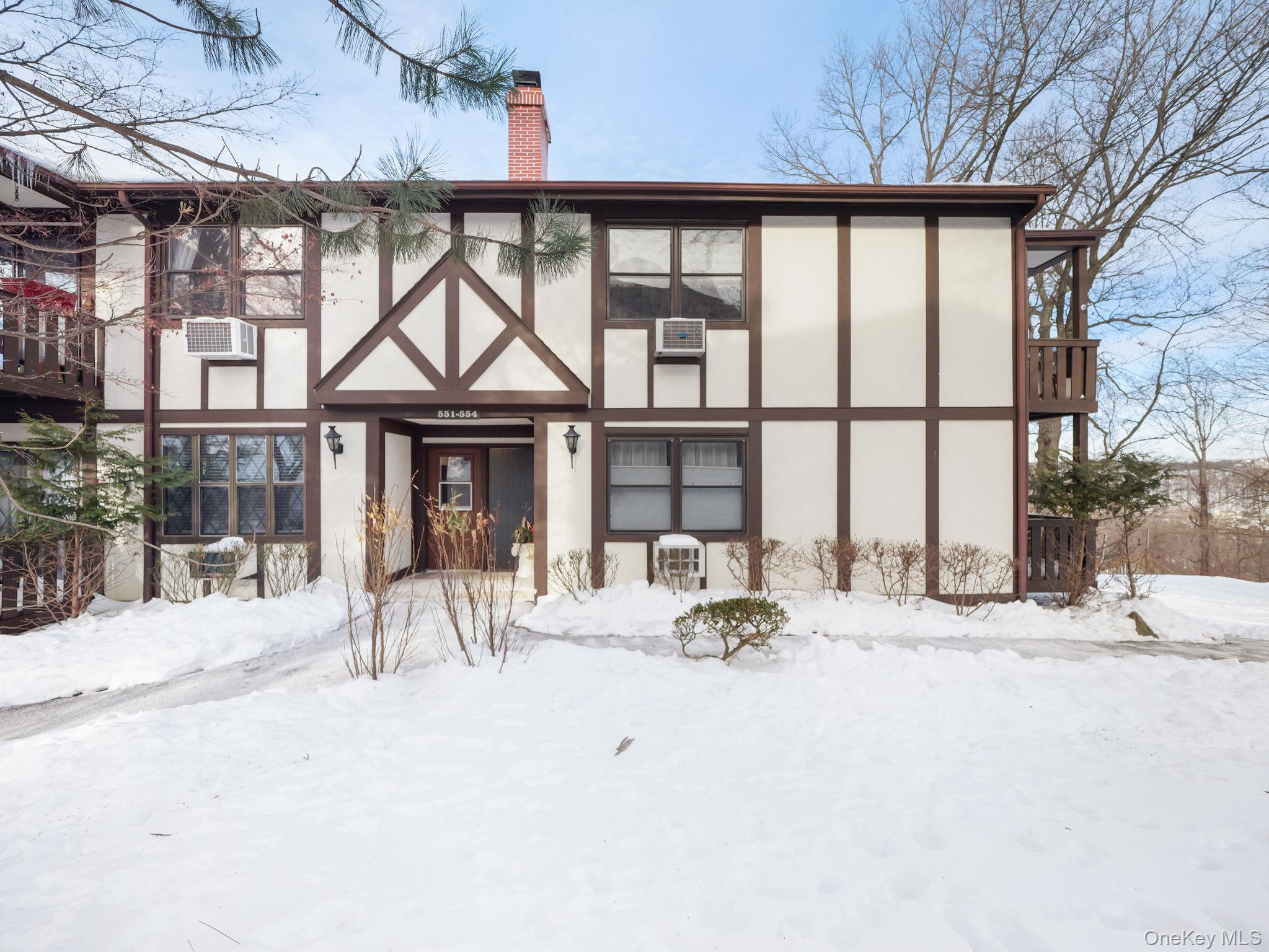 552 Sierra Vista Lane, Valley Cottage, NY 10989