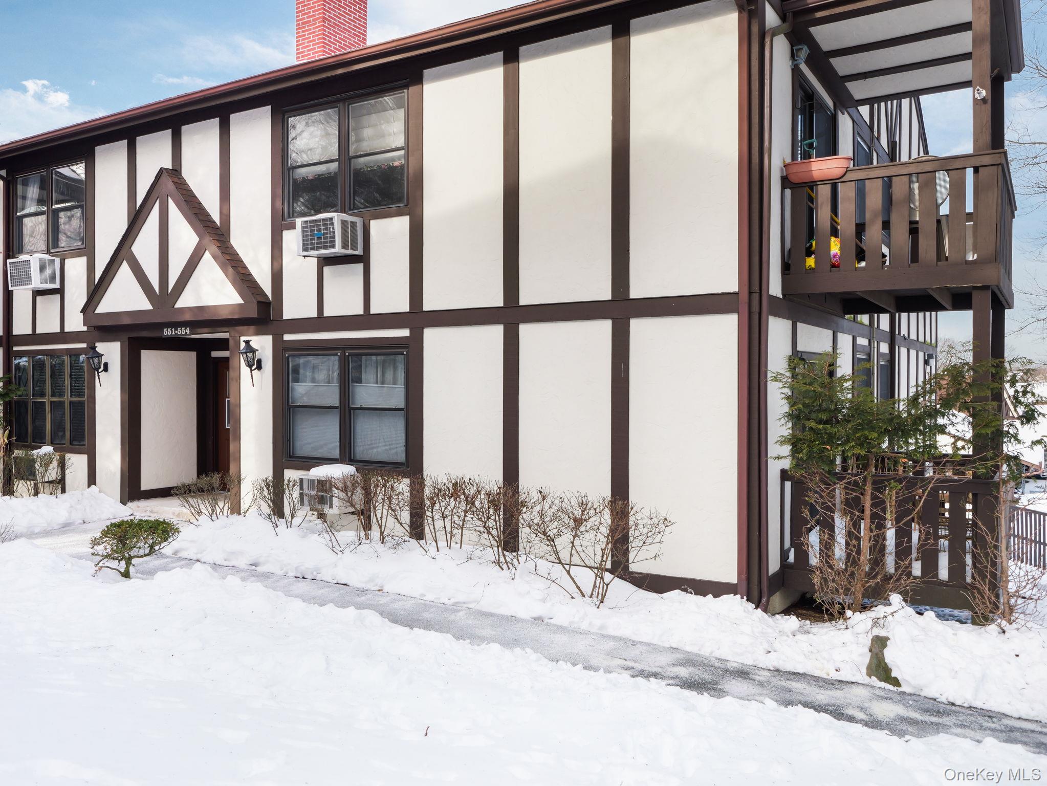 552 Sierra Vista Lane, Valley Cottage, NY 10989