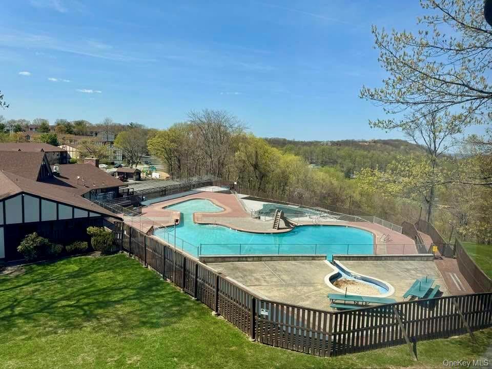 552 Sierra Vista Lane, Valley Cottage, NY 10989