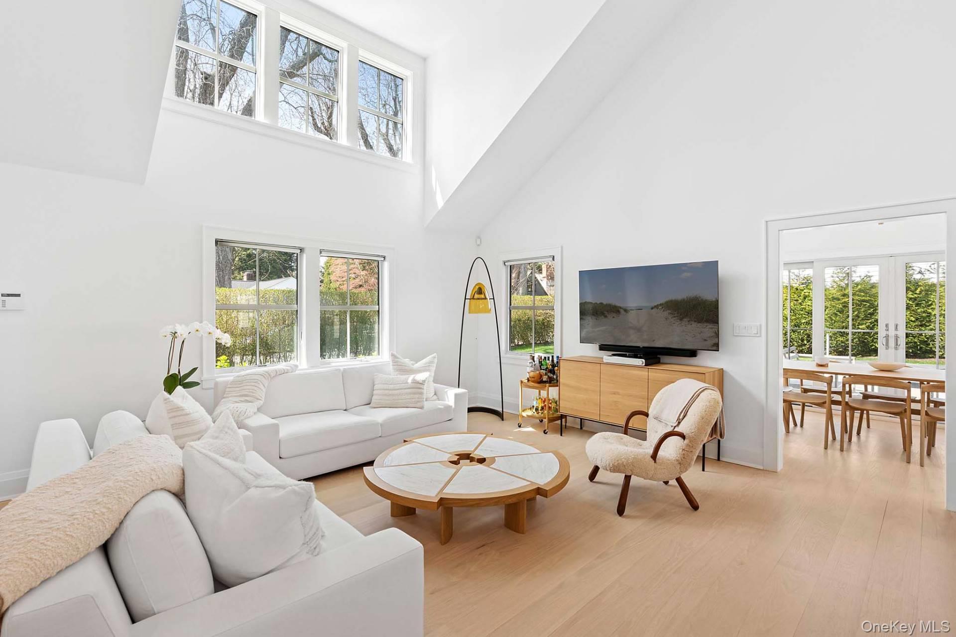 50 Dayton Lane, East Hampton, NY 11937